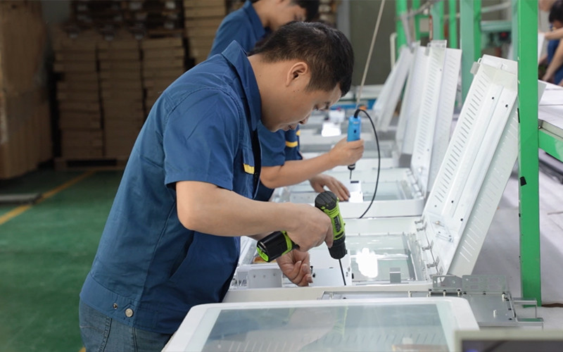Shenzhen MercedesTechnology Co., Ltd. 工場生産ライン